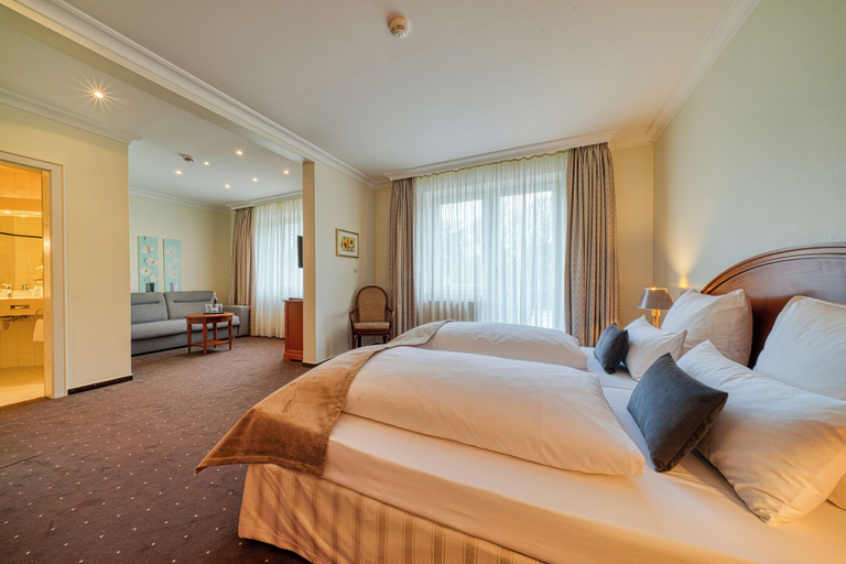 Bedroom 4, Parkhotel Am Glienberg by Fairway Hotels, Vorpommern-Greifswald