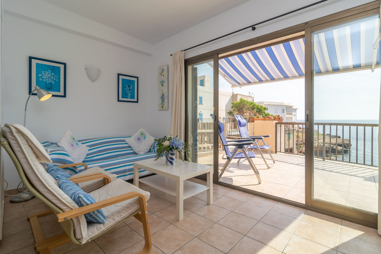 Room 4, Vista Azul 8 in Sant Elm, Baleares