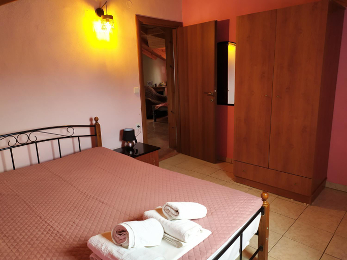Others 3, Noufara Apartments, Central Macedonia