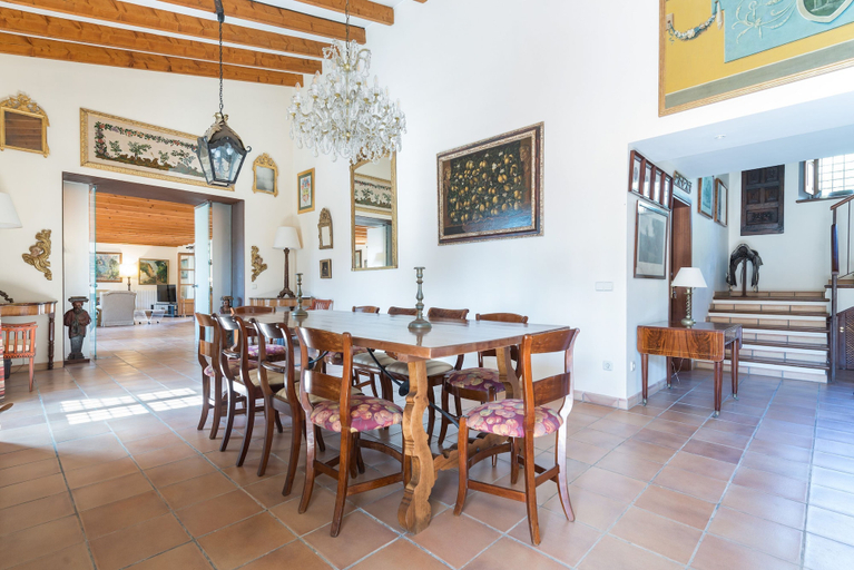 Room 5, Rafal Pai in Art With 6 Bedrooms and 6 Bathrooms, Baleares