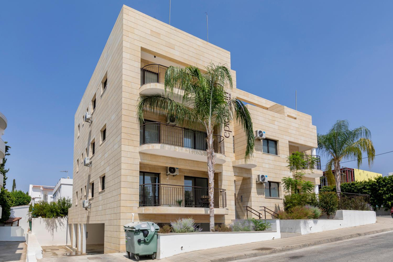 Others 3, Epicurian Residence