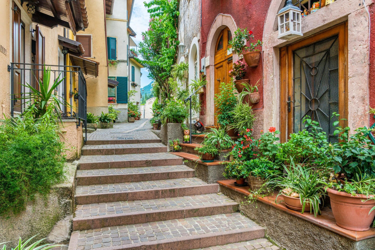 Room 2, Iris in Hilly Area in Liano-formaga, Brescia