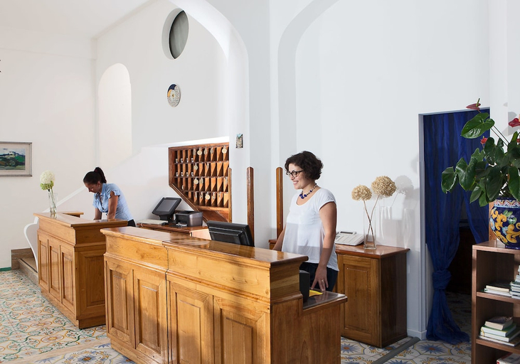 Others 5, Hotel Pupetto, Salerno