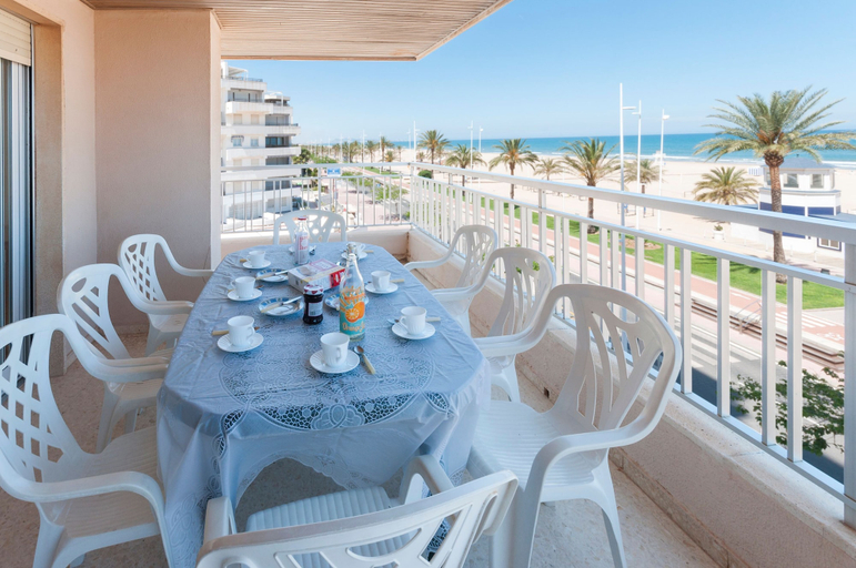 Room 2, Piropo in Grau i Platja, Valencia