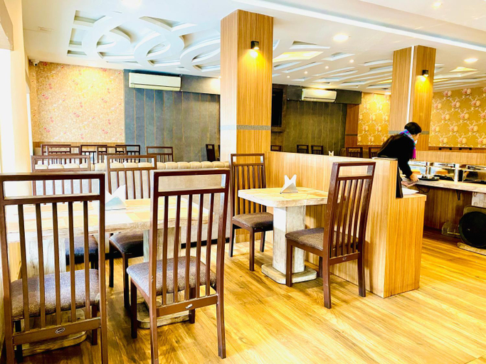Food & Drinks 2, Hotel Saayein Residency, Darjiling