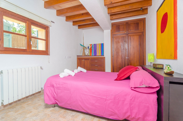 Room 2, Ses Velletes 7 in Art, Baleares