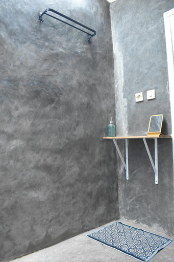 Bathroom 2, Mama's Homestay Ruteng, Manggarai