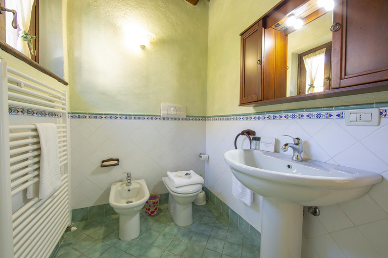 Room 2, Rosa Liano in Hilly Area, Brescia