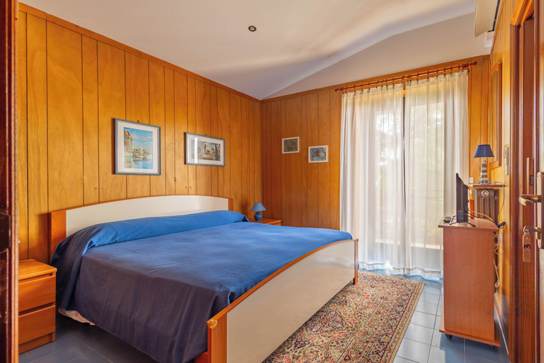 Bedroom 3, Paradiso in Campagna B&B, Bari