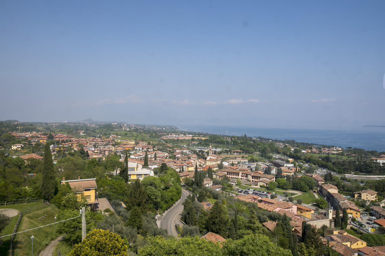 Room 2, Orange Apartment Desenzano With Wi-fi, Brescia