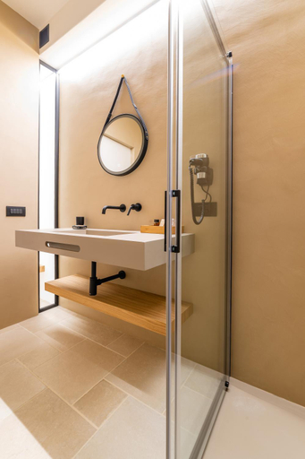 Bathroom 2, B&B A C-Caste, Bari