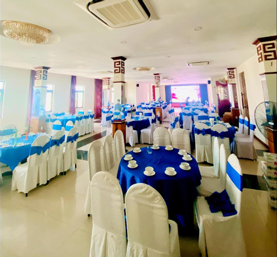 Food & Drinks 3, Phuong Dong Hotel DN - by Bay Luxury, Hải Châu