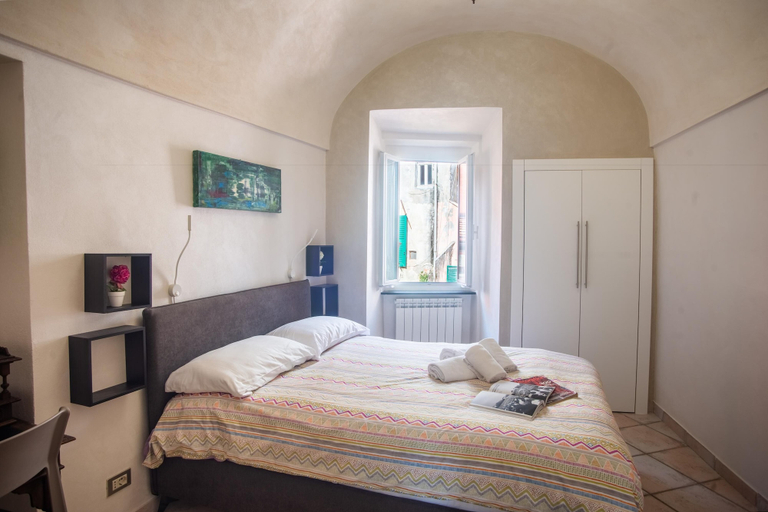 Room 4, Casa Felice in San Remo, Imperia