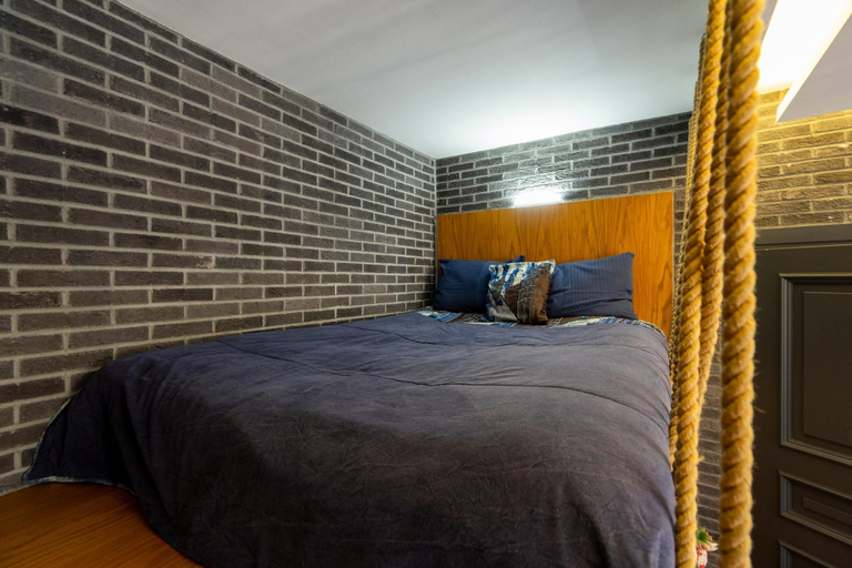 Room 5, Bosphorus View Duplex w Terrace in Ortakoy, Beşiktaş