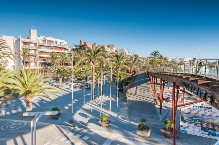 Room 4, Riandgo in Alc dia With 2 Bedrooms and 1 Bathrooms, Baleares