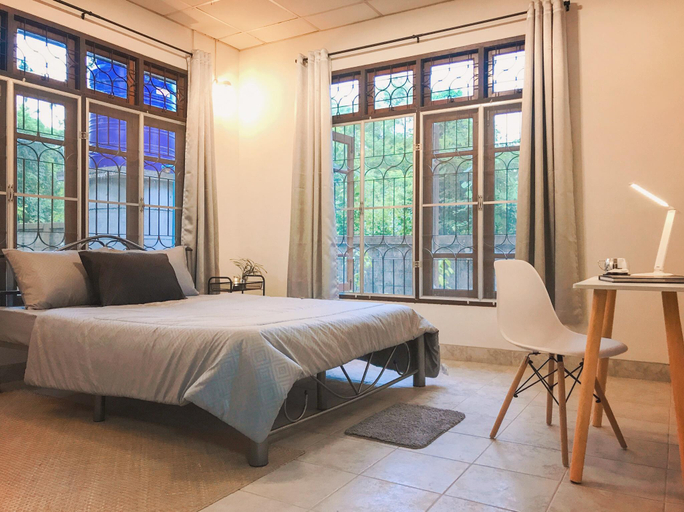 Bedroom 2, Silpasom ARTstay, Phunphin