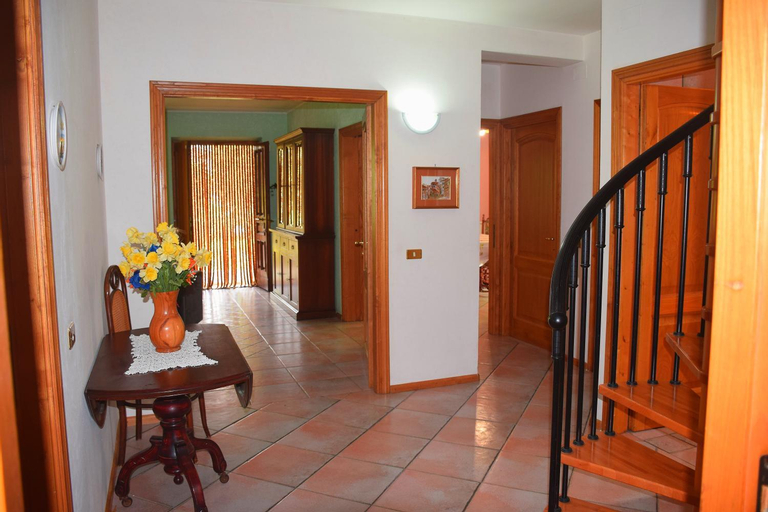 Others 5, Casa vacanze Da Annare', Rieti