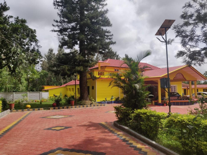 Exterior 8