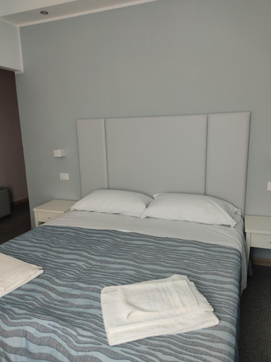 Others 5, Hotel Caravel Park, Rimini