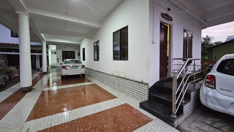 Others 4, The Stay Corner, Kamrup Metropolitan