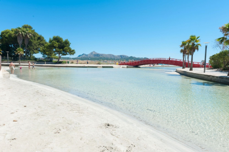 Others 5, Gran Canal in Mallorca, Baleares