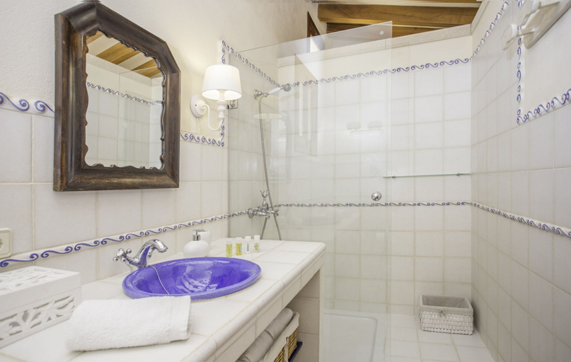 Room 4, Sa Garriga in Inca With 4 Bedrooms and 3 Bathrooms, Baleares