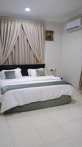 Bedroom 4, alprans aldahabi