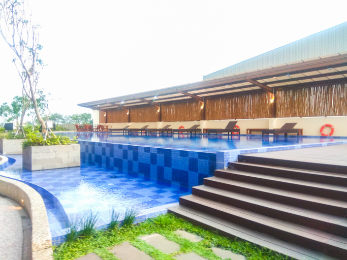 Sport & Beauty 2, Nice and Comfy Studio Azalea Suites Apartment By Travelio, Cikarang