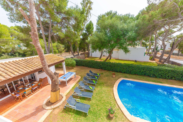 Room 5, Can Ferrer Cala D or, Baleares