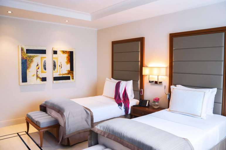 Bedroom 3, Grand Hotel Djibloho, Evinayong