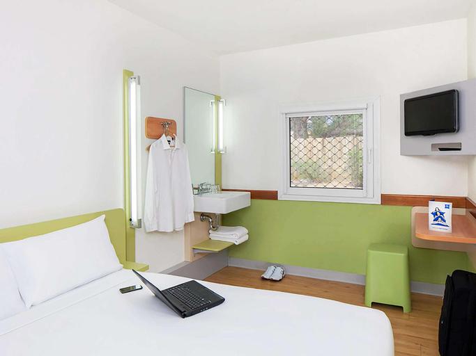 Bedroom 8