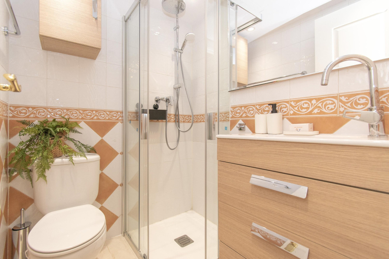 Room 4, Paraiso De Riviera in Calahonda, Málaga