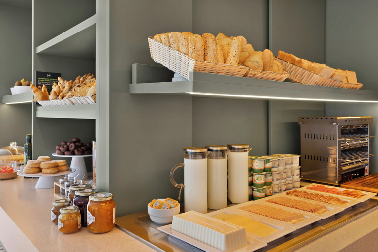 Food & Drinks 5, B&B Hotel Castro Urdiales, Cantabria