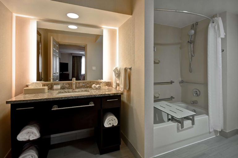 Bathroom 9