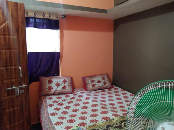 Bedroom 2, RKS HOMESTAY, Bellary