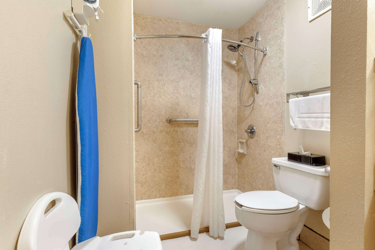 Bathroom 5, Best Western Of Hope, Hempstead