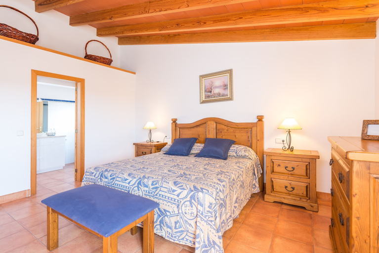 Room 3, Sa Conca in Manacor With 6 Bedrooms and 4 Bathrooms, Baleares