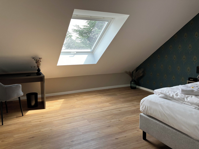 Bedroom 9