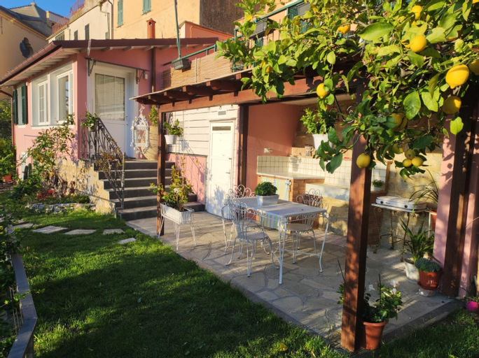 Florinda Lemon's Suite, Imperia