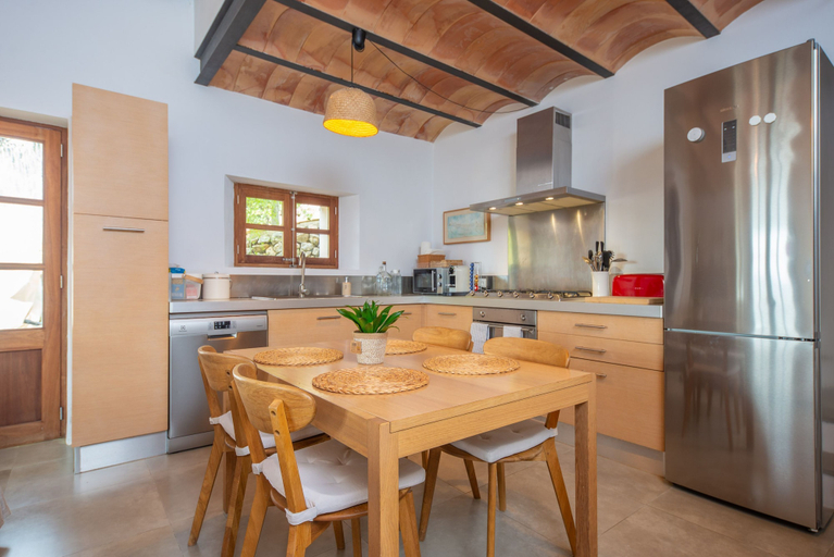 Room 3, Els Abats in S Ller, Baleares