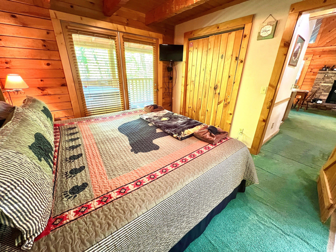 Bedroom 3, Cornerstone, Sevier