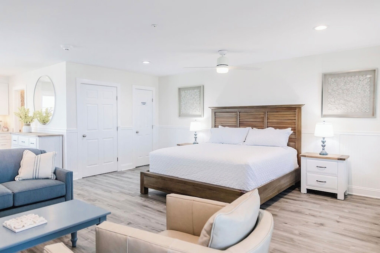 Bedroom 2, Saltwater Resort, Pender