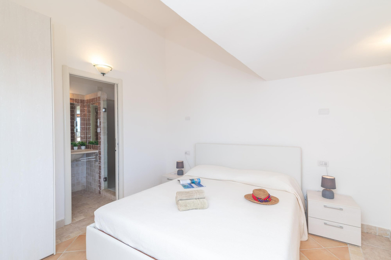 Room 4, Feel So Good in Bunthe, Olbia-Tempio