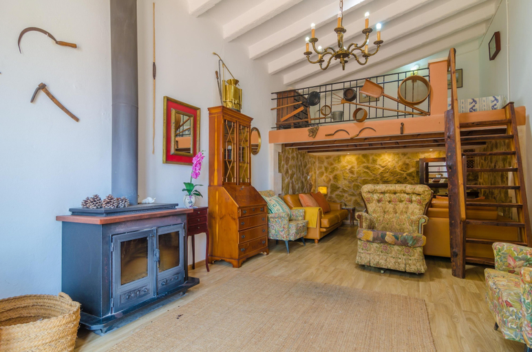 Room 5, Es Rafal Nostro 8 in Felanitx, Baleares
