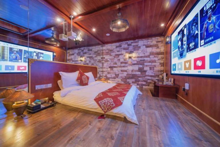 Bedroom 2, Rugao Wonderland Midi Hotel (RT Mart Wuyue Plaza Store), Nantong
