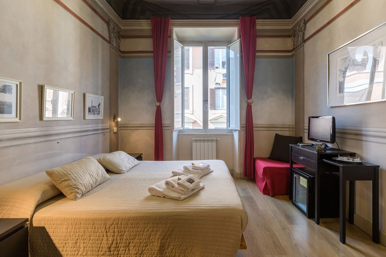 Others 5, Suites Trastevere, Rome