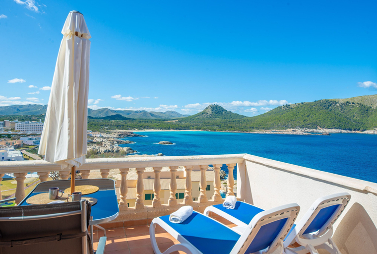Room 5, Perleta in Cala Lliteres, Baleares