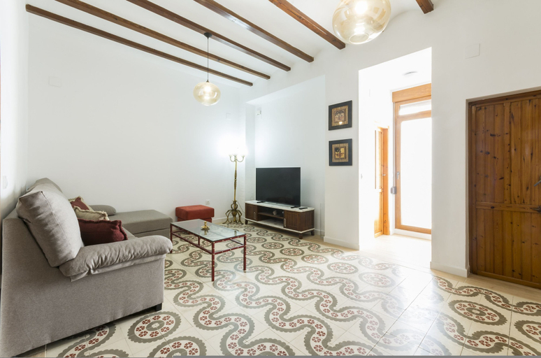 Room 5, Bellreguard in Cala Bona, Valencia