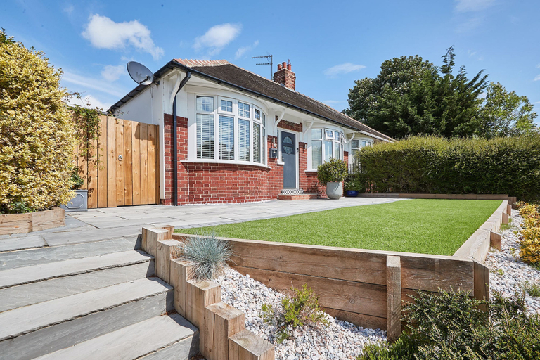 Exterior & Views 2, Host Stay Bankside Cottage, Redcar and Cleveland