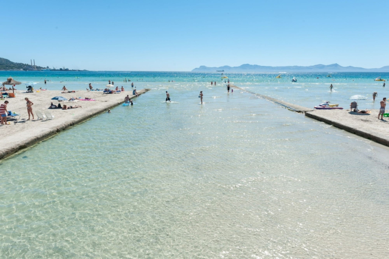 Others 2, Gran Canal in Mallorca, Baleares